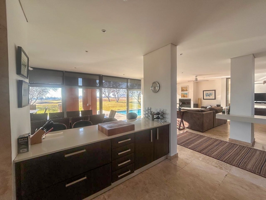 5 Bedroom Property for Sale in Waterford Golf and River Estate Free State